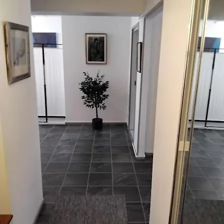 Apartment Wonderful Close To The Center